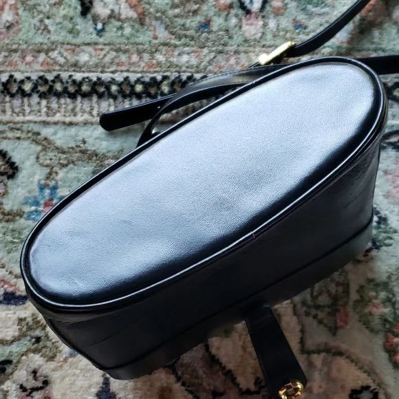 CANADIAN Shoulder Bag Genuine Salmon Leather - Black - VTG - Picture 4 of 9